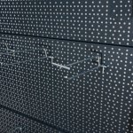 Raft comercial de perete, perforat - H:1473mm x L:1000mm x W:400mm, RAL 7016 nu conține capătul de raft